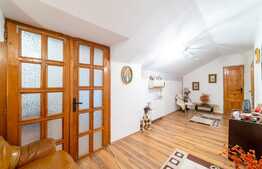 Casa 5 camere, teren 250 mp, ultracentral Arad