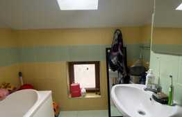 Apartament 2 camere, 70 mp, zona Micalaca !