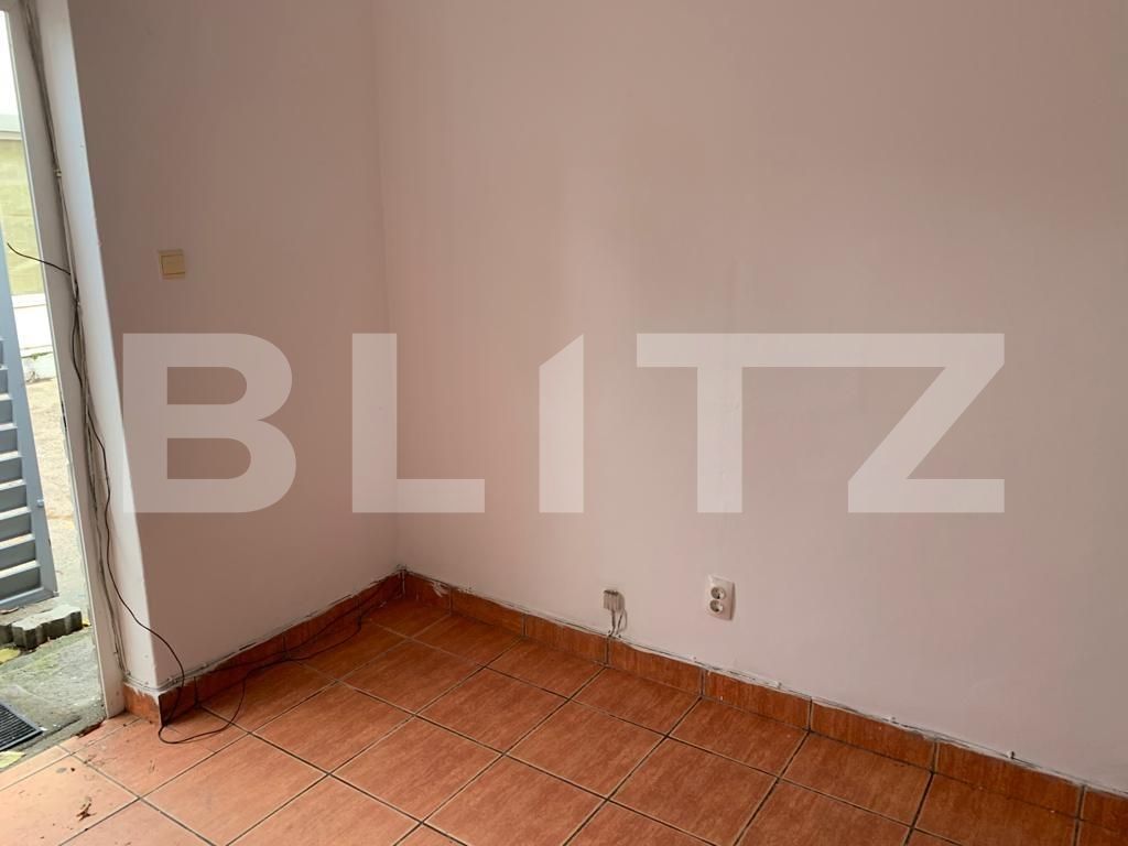 Spațiu comercial de închiriat Central - 75263SIC | BLITZ Arad | Poza3