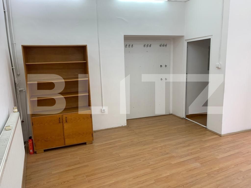 Spațiu comercial de închiriat Central - 75269SIC | BLITZ Arad | Poza2