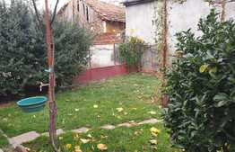 Casa 150 mp, teren 1700 mp, front stradal 18 ml, Gai