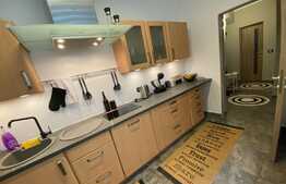 Apartament 2 camere situat in centru, 93 mp