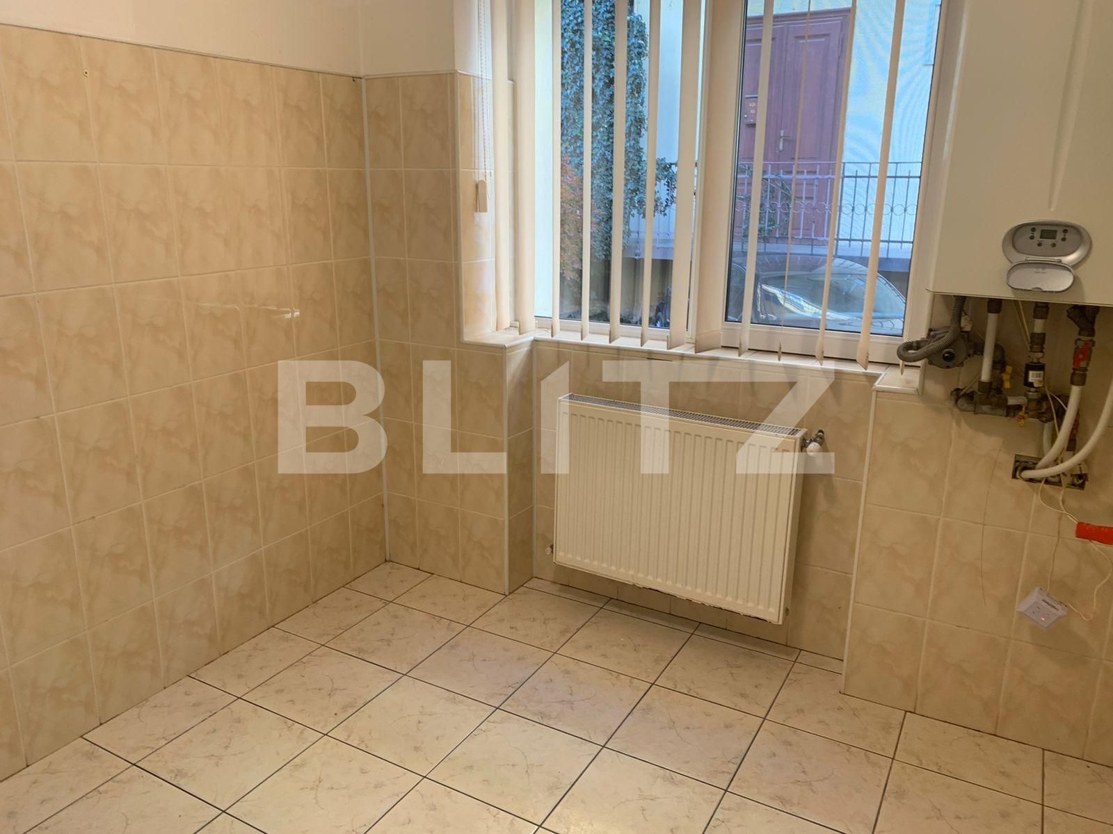 Casa de închiriat 4 camere Ultracentral - 75975CI | BLITZ Arad | Poza8