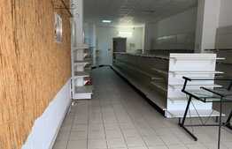 Spatiu comercial cu vitrina, 200 mp, zona Boul Rosu