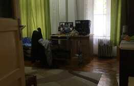  Apartament de 2 camere, decomandat, 80 mp, zona Ultracentrala!