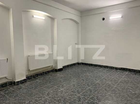 Spațiu comercial de închiriat Central - 77024SIC | BLITZ Arad | Poza2