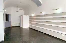 Spatiu comercial, 80 mp, vad comercial, zona Centrala