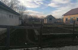Teren intravilan, 1044 mp, in Curtici
