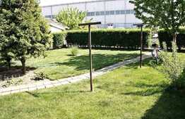 Casa individuala, 4 camere, 1600 mp teren, centru Curtici