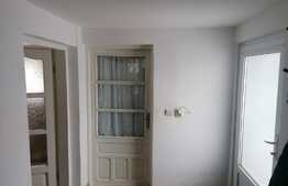 Casa individuala, 4 camere, 1600 mp teren, centru Curtici