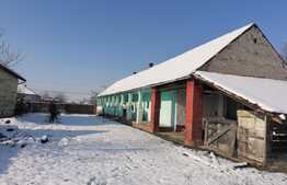 Casa 150 mp utili, teren 1629 mp, Livada