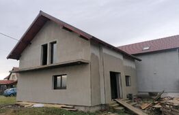 Casa P+M, 116 mp utili, teren 300 mp, Zimandcuz