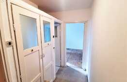 Apartament 2 camere, etaj intermediar, balcon, zona Aradul Nou