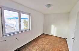 Apartament 2 camere, etaj intermediar, balcon, zona Aradul Nou