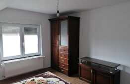 Casa individuală de 189 mp utili, teren 4227 mp, in Macea