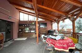 Locatia face diferenta! Apartament 4 camere la casa, 434 mp, zona Centrala!