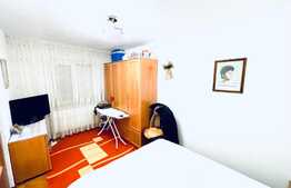 Apartament de 2 camere, 55 mp, semidecomandat, zona Fortuna!