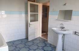 Casa individuala, teren 750 mp, centru Curtici