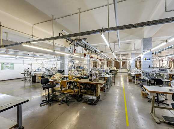 Spațiu industrial de închiriat Est - 80819SII | BLITZ Arad | Poza1