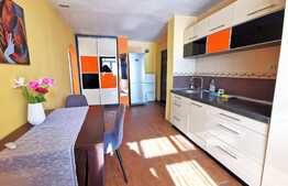 Apartament cochet 2 camere, decomandat, 68 mp utili, Micalaca, zona 300