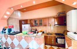 Apartament spațios de 2 camere, 76 mp, decomandat, zona Centrala!