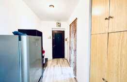 Apartament de 2 camere, 57 mp, semidecomandat, UTA! NEGOCIABIL