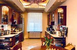 Apartament premium de 3 camere in inima orașului, 137 mp, zona Ultracentrala!