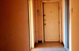 Apartament de 3 camere, 2 balcoane, garaj, 79 mp,  Central!