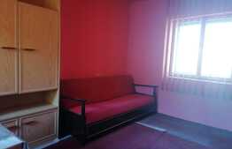 Casa de 120 mp utili, 3 corpuri, 938 mp, Cuvin