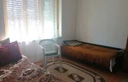 Casa individuala, 3 camere, teren 2797 mp, zona centru Ghioroc