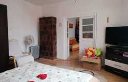 Casa 4 camere,150 mp utili, teren 446 mp, Dragasani