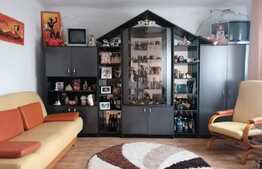 Casa 4 camere,150 mp utili, teren 446 mp, Dragasani