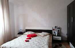 Casa 4 camere,150 mp utili, teren 446 mp, Dragasani