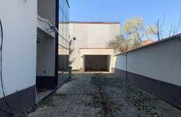 Cladire D+P+1E+M, 10 camere, zona centrala Arad