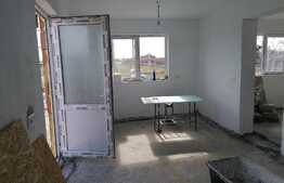 Casa individuala, 53 mp utili, Zimandu Nou