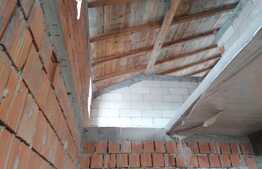 Casa la rosu, 450 mp utili, 1000 mp teren, Macea