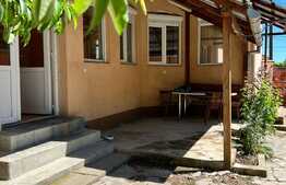 Casa 150 mp utili, doua corpuri, teren 1439 mp, Gurba