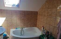 Casa 4 camere, 140 mp utili, teren 403 mp, Pecica