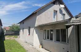 Casa 4 camere, 140 mp utili, teren 403 mp, Pecica