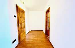 Oportunitate! Apartament spatios, 4 camere, 93 mp, zona Micalaca
