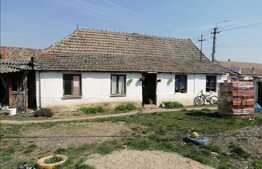 Casa 2 camere,100 mp utili, teren 1080 mp, Șeitin