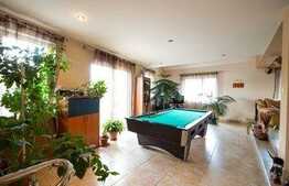 Casa cu piscina, 501 mp utili, 864 mp teren, Central Arad