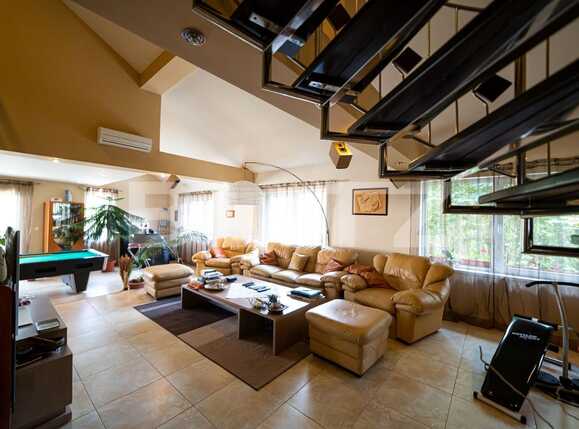 Casa de vânzare 8 camere Central - 86475CV | BLITZ Arad | Poza3