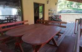 Casa de vacanta, 7 camere, teren 1568 mp, Muntii Zarandului