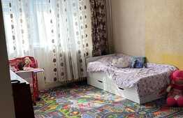 Apartament de 2 camere, 53 mp, finisat, zona Micalaca