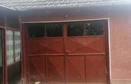 Casa 7 camere, 200 mp, teren 1600 mp, garaj, Ineu