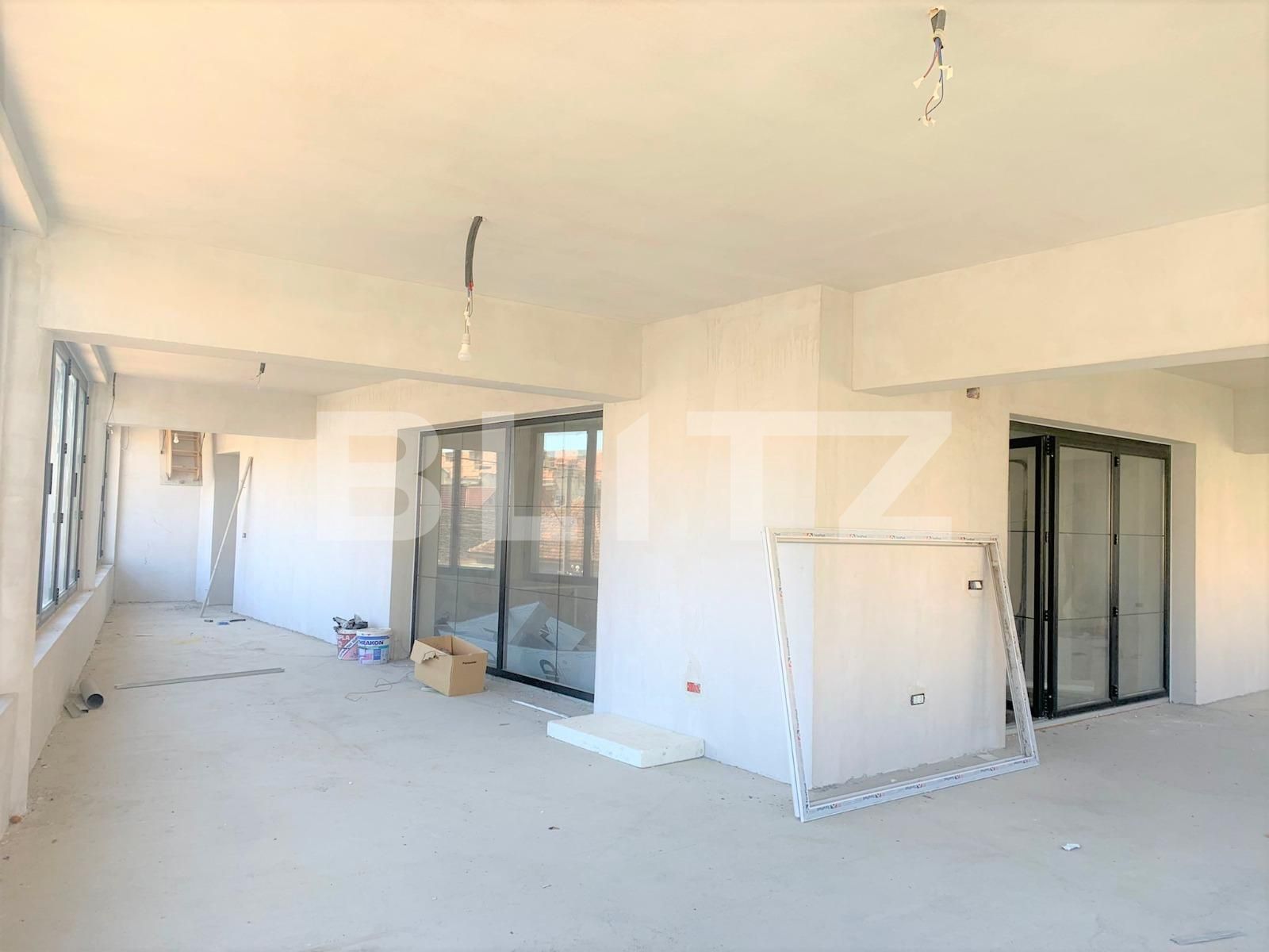 Spațiu comercial de închiriat Est - 88067SIC | BLITZ Arad | Poza3