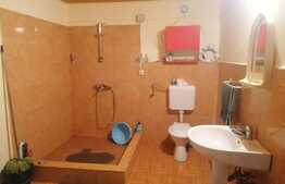 Proprietate, teren 5786 mp, doua fronturi stradale, Zona Gai