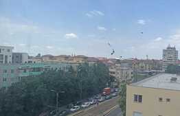  Apartament de 2 camere, 50 mp, priveliste superba, zona Boul Rosu