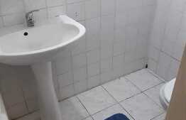 Apartament de 2 camere, 72 mp, semidecomandat, zona Central 